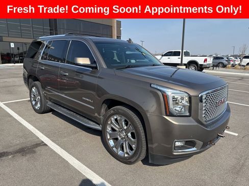 Used 2015 GMC Yukon Denali w/ Open Road Package image 1