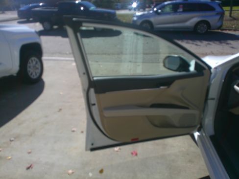 Used 2023 Toyota Camry LE image 17