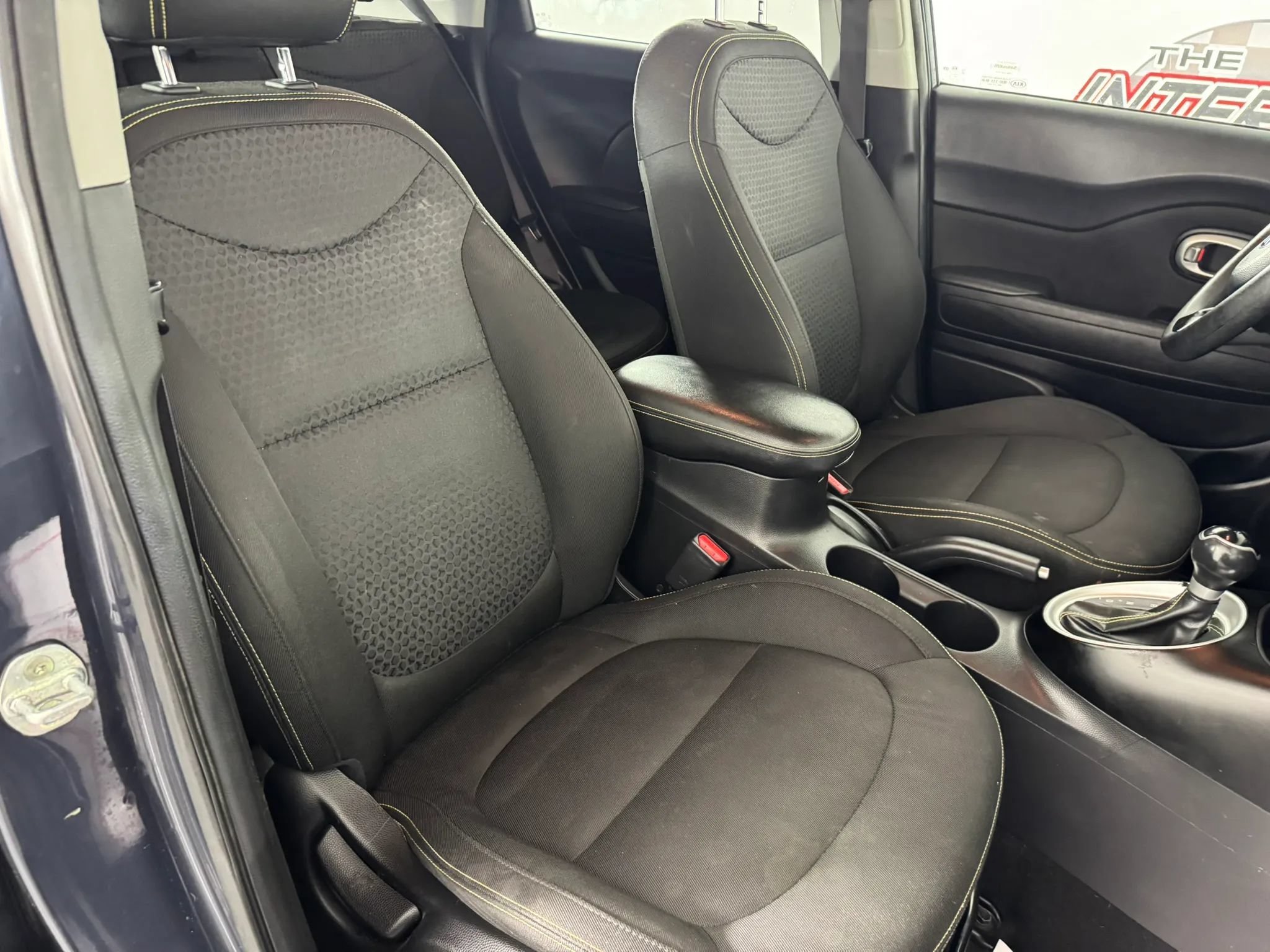 Used 2016 Kia Soul + FWD image 31