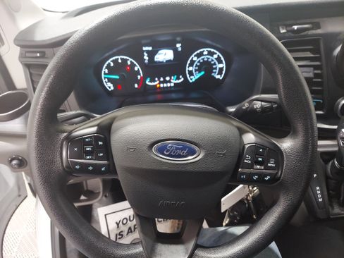 Used 2024 Ford Transit 250 Low Roof AWD w/ Exterior Upgrade Package image 8