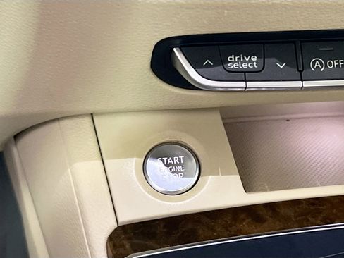 Used 2018 Audi Q5 2.0T Premium image 24