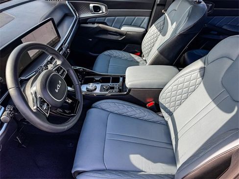 Certified 2025 Kia Sorento SX Prestige image 19