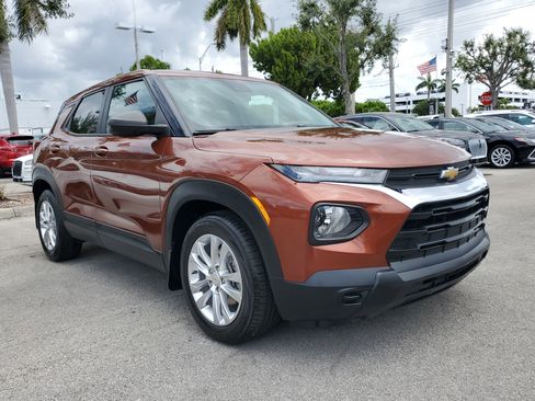 Used 2021 Chevrolet TrailBlazer LS image 24
