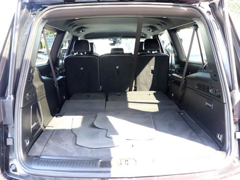 Used 2024 Jeep Wagoneer L Series II w/ Flexible Seating Group AWD/4WD image 64