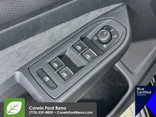 Used 2024 Volkswagen GTI SE FWD image 21