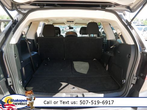 Used 2019 Dodge Journey SE image 37