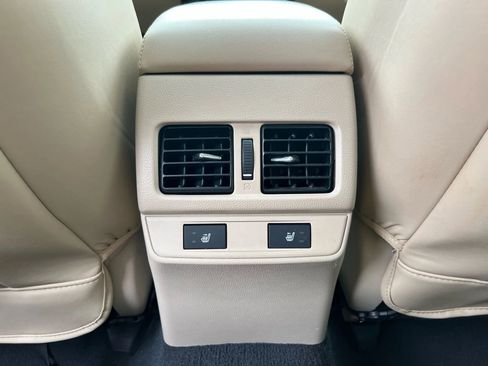 Used 2016 Subaru Outback 2.5i Limited image 32