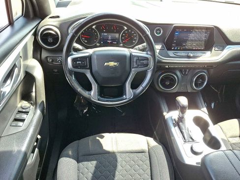 Used 2020 Chevrolet Blazer LT FWD image 12