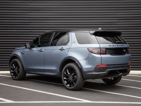 Used 2022 Land Rover Discovery Sport SE AWD/4WD image 3