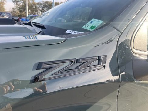 Used 2025 Chevrolet Silverado 1500 LT Trail Boss w/ Convenience Package II image 3