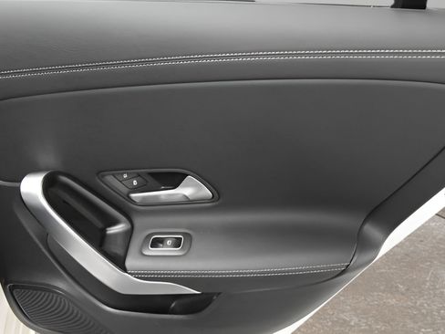 Used 2025 Mercedes-Benz CLA 250 image 15
