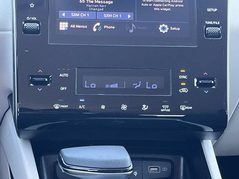 Certified 2024 Hyundai Tucson SEL FWD image 17