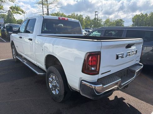 Used 2025 RAM 2500 Big Horn AWD/4WD image 3
