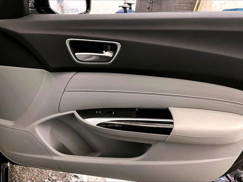 Used 2020 Acura TLX image 23