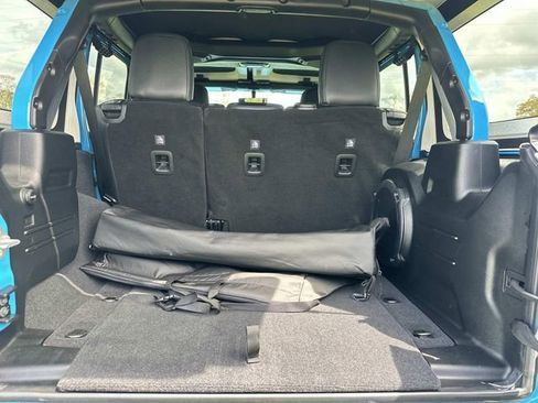 Used 2021 Jeep Wrangler Unlimited Sport image 11