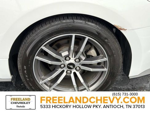 Used 2016 Ford Mustang Premium image 11