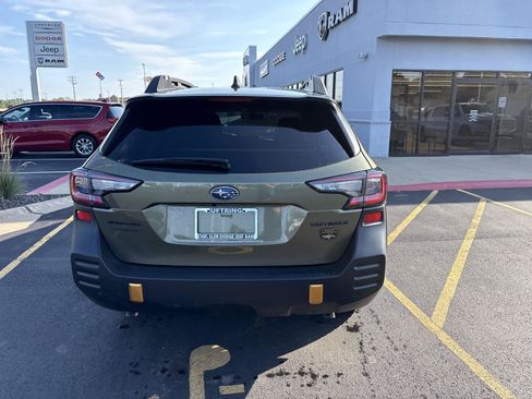 Used 2025 Subaru Outback Wilderness AWD/4WD image 6