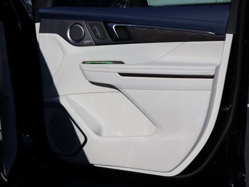 New 2026 Buick Enclave Avenir w/ Super Cruise Package image 28