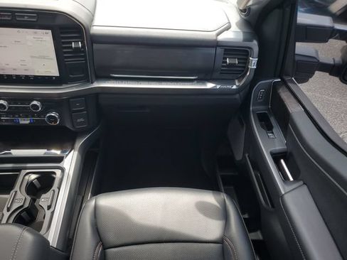 Used 2024 Ford F250 Lariat w/ Lariat Ultimate Package AWD/4WD image 18