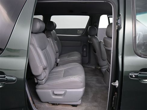 Used 2000 Toyota Sienna LE image 9