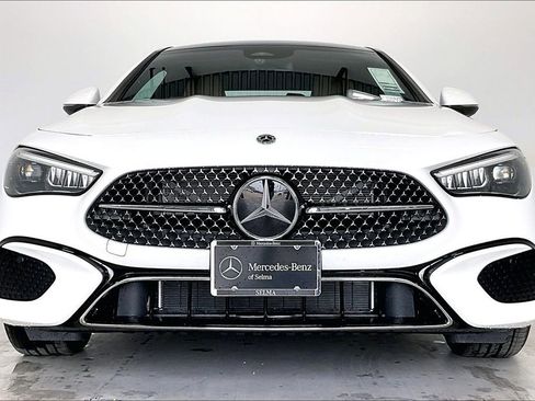 New 2026 Mercedes-Benz CLE 300 4MATIC Coupe image 3