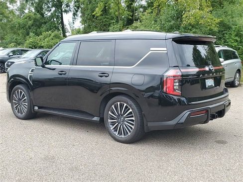 New 2025 Nissan Armada Platinum Reserve image 3