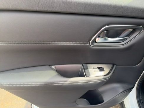 Used 2026 Nissan Rogue Platinum w/ Platinum Premium Package AWD/4WD image 12