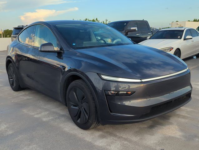 Used 2026 Tesla Model Y 2WD image 3