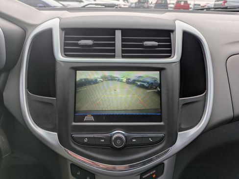 Used 2019 Chevrolet Sonic LT image 18
