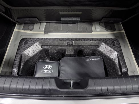 Used 2023 Hyundai Ioniq 6 SEL AWD/4WD image 28