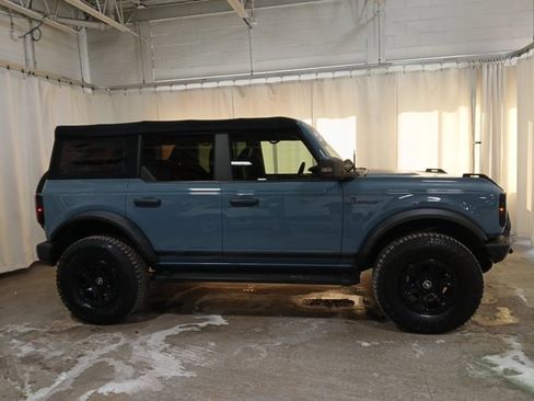 Certified 2022 Ford Bronco Wildtrak image 3