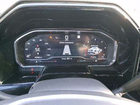 Used 2022 GMC Sierra 1500 SLE image 17