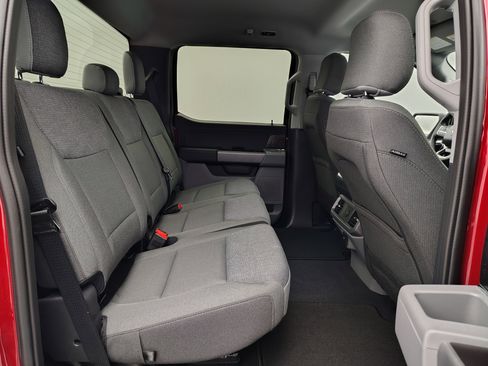 New 2025 Ford F150 Lightning XLT image 32