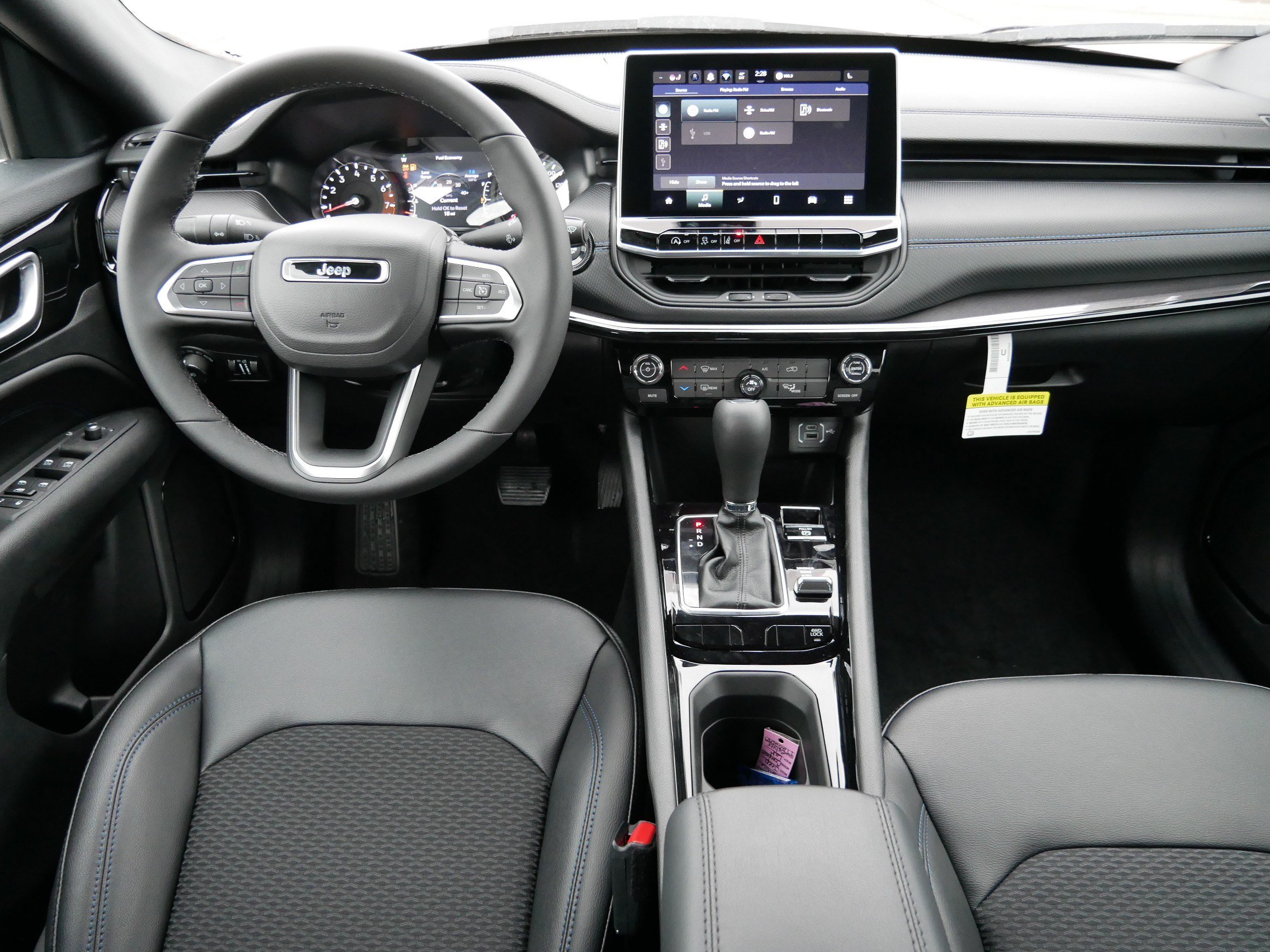 New 2026 Jeep Compass Latitude AWD/4WD image 10