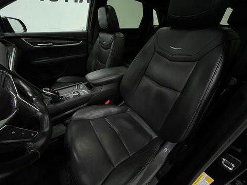 Used 2020 Cadillac XT5 Sportv w/ LPO, Floor Liner Package AWD/4WD image 14