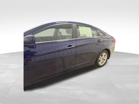 Used 2013 Hyundai Sonata GLS w/ Popular Equipment Pkg FWD image 9