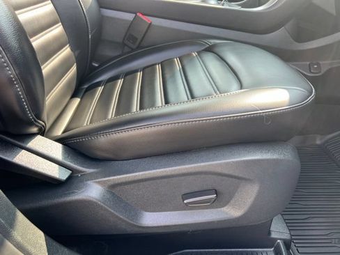 Certified 2024 Ford Edge SEL w/ Convenience Package AWD/4WD image 11