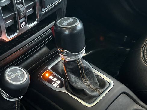 Used 2021 Jeep Wrangler Unlimited Sahara image 25