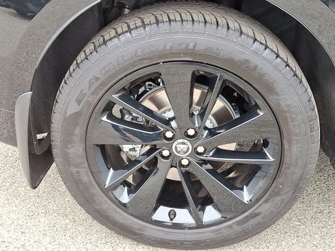 Used 2026 Jaguar F-PACE R-Dynamic S image 11