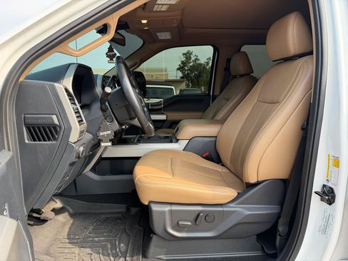 Used 2022 Ford F250 Lariat w/ Lariat Ultimate Package AWD/4WD image 16