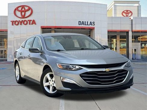 Used 2023 Chevrolet Malibu LS FWD image 1