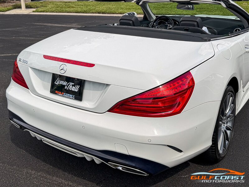 Used 2019 Mercedes-Benz SL 550 w/ Driver Assistance Package image 54