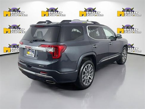 Used 2023 GMC Acadia Denali image 5