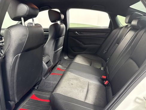 Used 2019 Honda Accord Sport image 13