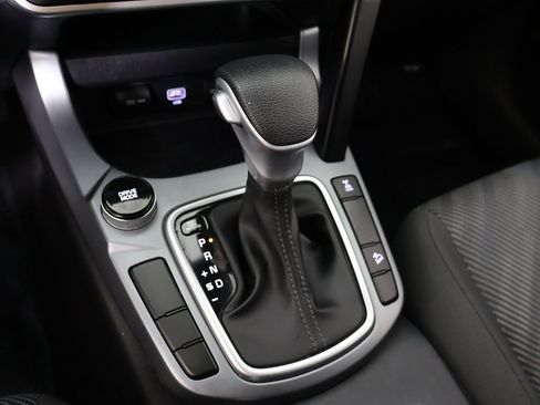 Used 2022 Kia Seltos LX image 45