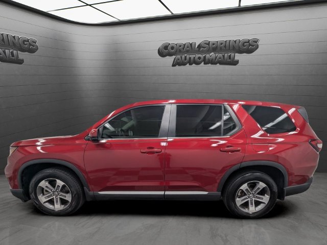 Used 2025 Honda Pilot EX-L image 4