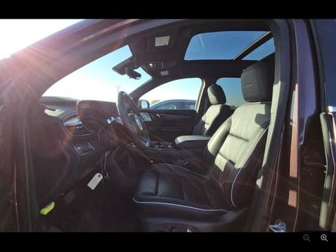 Used 2025 Buick Enclave Avenir w/ Super Cruise Package AWD/4WD image 13