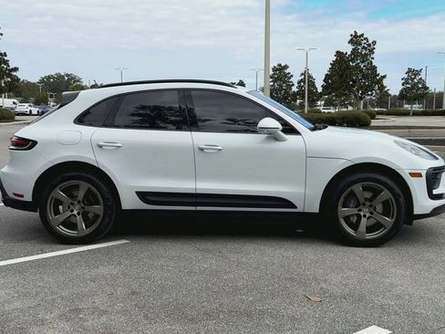 Used 2023 Porsche Macan image 9