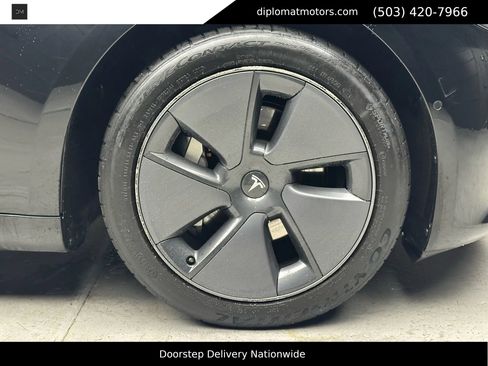 Used 2018 Tesla Model 3 Long Range image 36