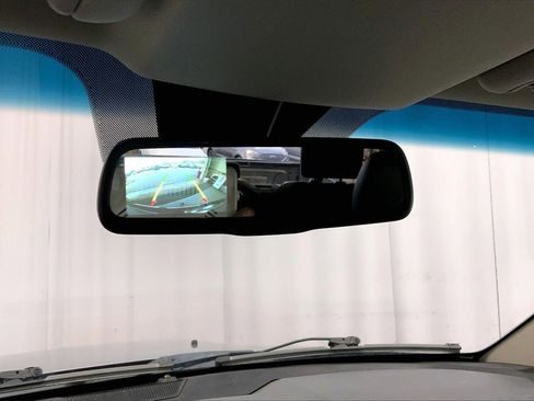 Used 2019 RAM 1500 Tradesman w/ Chrome Appearance Group image 23